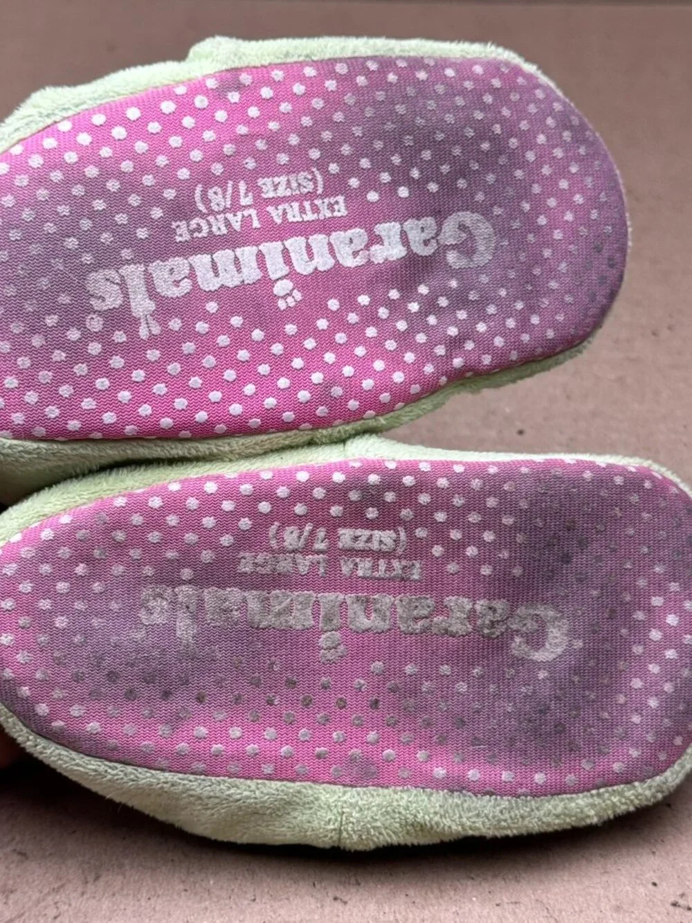 Garanimals Baby Girls Size 7/8 Green Pink Flower Slippers Need Clean